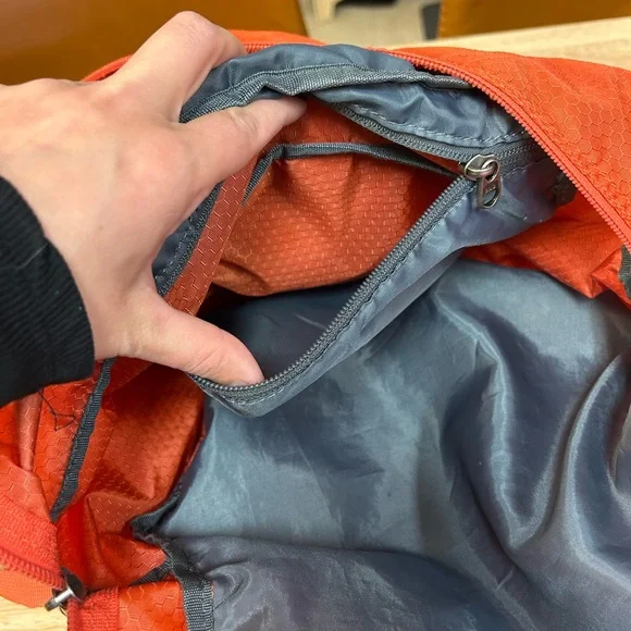 Neekfox 35L hiking travel backpack - Picture 11 of 11